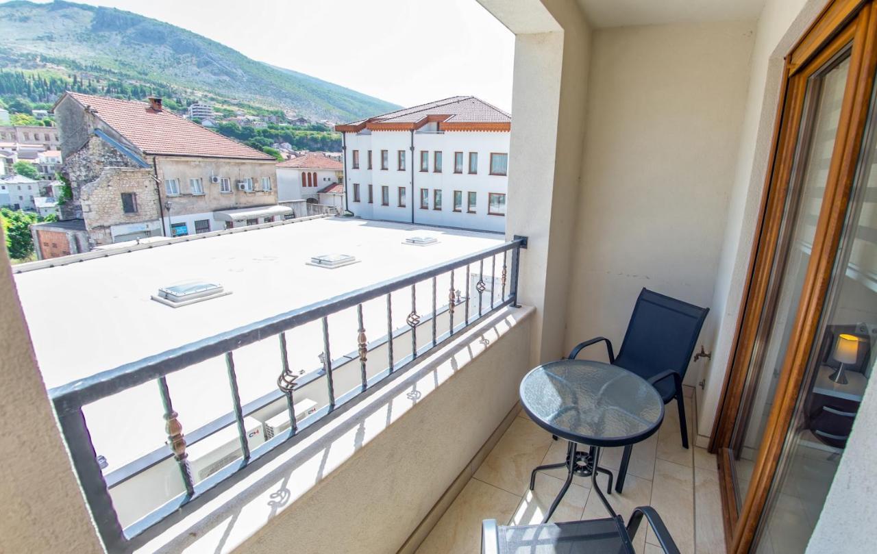 Apartment Light De Luxe - With Old Bridge View Mostar Eksteriør billede